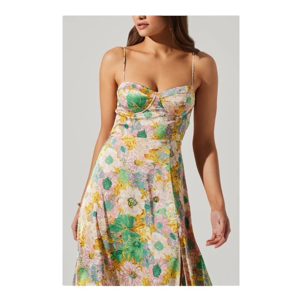 Astr Floral Midi Dress - Multicolor - Picture 3 of 6